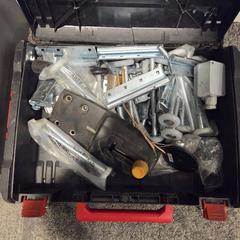 Caixa de ferramentas zwart, segundo informou Gemeente Meierijstad usando iLost