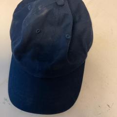 Gorra, ha sido reportado por Artis con iLost