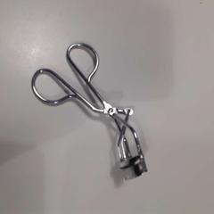 Diverse - Wimperkruller, jak nahlášeno Centraal magazijn pomocí iLost