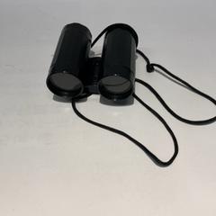 Binoculars, as reported by IKEA横浜 using iLost