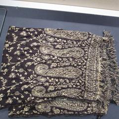 Fur muffler, as reported by IKEA Heerlen using iLost