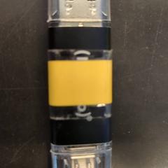 Usb klíčenka - usb-c + usb-a, jak nahlášeno Universiteit Gent - Faculteitsbibliotheek LW pomocí iLost