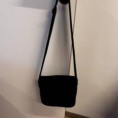 Tasje, zoals gemeld door Qbuzz ZHN met iLost