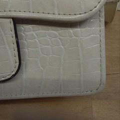 Pénztárca benzazouza, amint azt IKEA Valladolid az iLost segítségével jelentette.