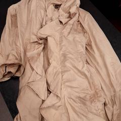 Jacket, as reported by Rotterdam The Hague Airport using iLost