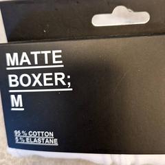 Boxer corto, come riportato da IKEA Malmö utilizzando iLost