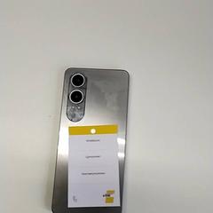 Smartphone 1+, segundo informou Regio Antwerpen - Brussel usando iLost