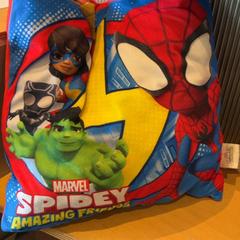 Párna, amint azt Pathé Ede az iLost segítségével jelentette.