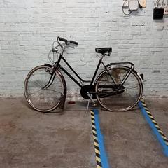 Kvinners sykkel Volendam Special rood, som rapportert av Fietsdepot Hasselt ved bruk av iLost