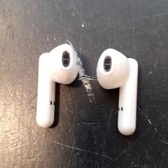 Earpods, segundo informou Qbuzz servicepunt  Emmen usando iLost