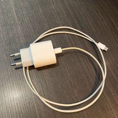 Adaptador, como reportado por Hotel Apeldoorn utilizando o iLost