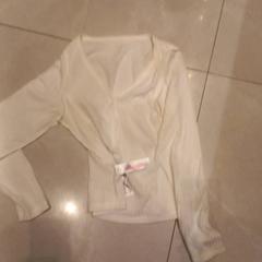 Blusa, ha sido reportado por Van der Valk Hotel Gorinchem con iLost