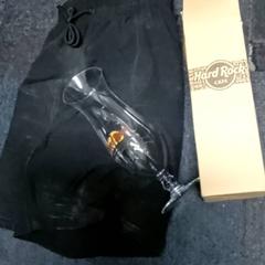 İLost kullanarak Mövenpick Hotel Amsterdam City Centre tarafından bildirildiği gibi Şort & Cam