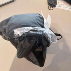 بنطلون broek، كما تم الإبلاغ عنه بواسطة TU/e - Receptie Neuron عبر iLost