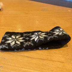 Hoofdband، كما تم الإبلاغ عنه بواسطة Pathé Ede عبر iLost