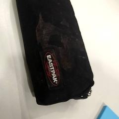 Kasse etuie, som rapportert av TU/e - Receptie MetaForum ved bruk av iLost