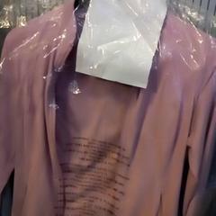 Roupa, segundo informou Leonardo Royal Hotel Amsterdam usando iLost