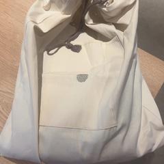 가방, iLost를 사용하여 Van der Valk Hotel Eindhoven - Best에 보고됨