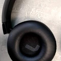 Auriculars Zwart, segons ha informat Arriva Friesland / Groningen mitjançant iLost