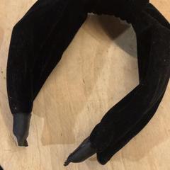 Banda para la cabeza, ha sido reportado por Pathé Utrecht Leidsche Rijn con iLost