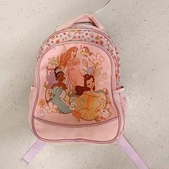 Rugzak, gisa salatu by Centraal magazijn iLost erabiliz