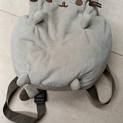 Mochila Beige met bruin, ha sido reportado por Qbuzz GD Groningen Peizerweg con iLost