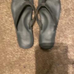 Sandále, ako bolo nahlásené Van der Valk Hotel Apeldoorn - De Cantharel pomocou iLost