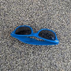 Solbriller, som rapportert av TCR Tours ved bruk av iLost