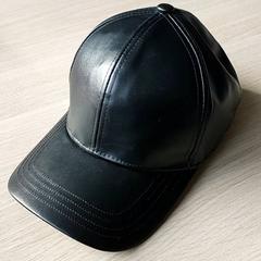 Roupa - Zwarte pet, segundo informou Regio Limburg - Leuven usando iLost