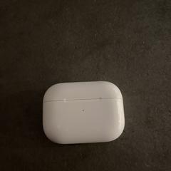 airpods case، كما تم الإبلاغ عنه عبر iLost