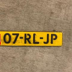 Nummerbord 07-RL-JP, som rapportert av Gemeente Alkmaar ved bruk av iLost