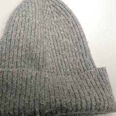 Kleding - Muts, ako bolo nahlásené Regio Limburg - Leuven pomocou iLost