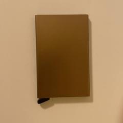 Držák karty Baysal, jak nahlášeno Pathé Schiedam pomocí iLost