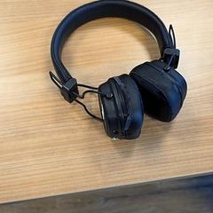 Fejhallgató, amint azt RRReis Veluwe Zuid - Ede az iLost segítségével jelentette.