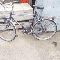 Bicicleta Batavus blauw, segundo informou Gemeente Noordwijk usando iLost