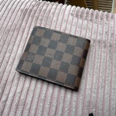 Portemonnee FM Toisuta, ha sido reportado a iLost