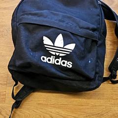 Mochila, segundo informou GVB usando iLost