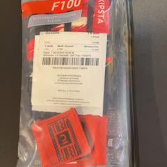 Gloves Red, as reported by MEININGER Hotel Dresden Zentrum using iLost