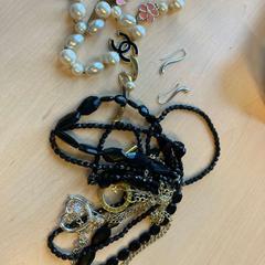 Naszyjnik diverse sieraden, zgłoszono przez Gemeente Stichtse Vecht przy użyciu iLost