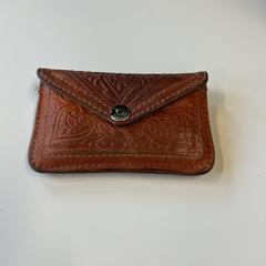 Camel kleurige portomonnee, iLost'a bildirildiği gibi