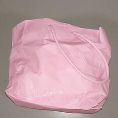 Saco -  draagtas, como reportado por Centraal magazijn utilizando o iLost