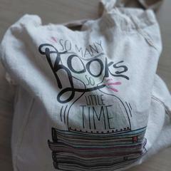 Poltsa ecru, gisa salatu by Regio Oost-Vlaanderen iLost erabiliz