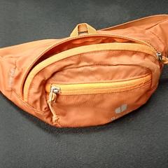 Rumpe bag Bruin, som rapportert av Qbuzz GD Groningen Peizerweg ved bruk av iLost