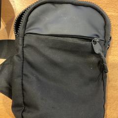 Shoulder bag Naccari, Italië, as reported by Gemeente Amsterdam using iLost