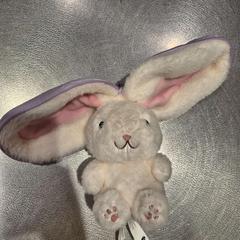 Coelho de peluche kanin gosedjur, como reportado por IKEA Kållered utilizando o iLost