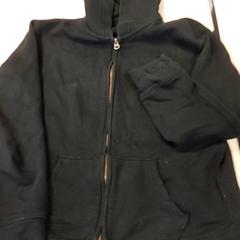 Klær - Sweater met kap zwart, som rapportert av Regio Oost-Vlaanderen ved bruk av iLost