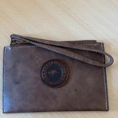 Bossa, segons ha informat Schönbrunn "Group Center" mitjançant iLost