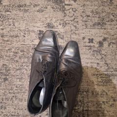 Shoe zwart 22-06, as reported by Van der Valk Rotterdam Blijdorp using iLost