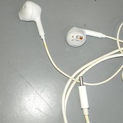 Productes electrònics - kabel oortjes, segons ha informat Regio Antwerpen - Brussel mitjançant iLost
