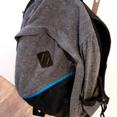 حقائب الظهر والحقائب النهارية، كما تم الإبلاغ عنه بواسطة Qbuzz ZHN عبر iLost